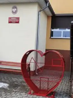 Rząśnik. Zakręceni na punkcie pomocy