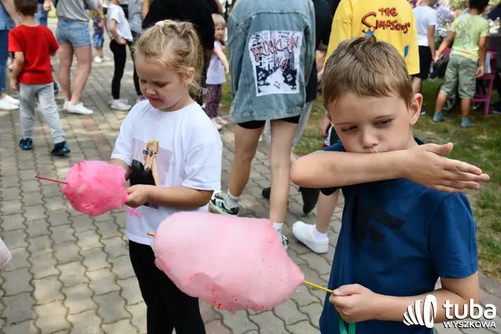 Po sąsiedzku i rodzinnie bawili się w Leszczydole-Nowinach (VIDEO)