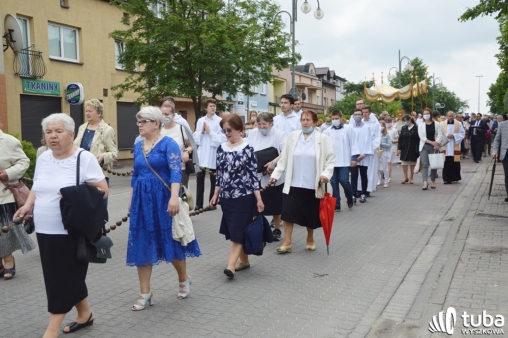 Niech Eucharystyczny Jezus będzie uwielbiony