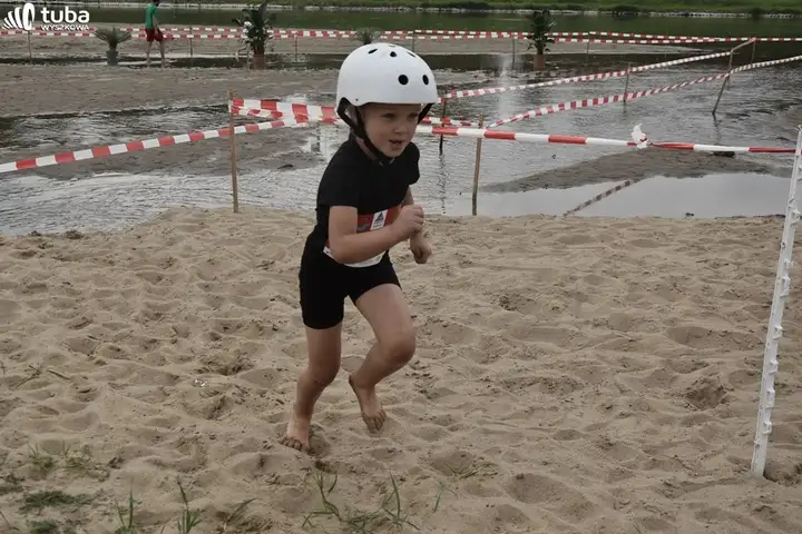 "30 kilometrów w nogach, ramionach i sercach"