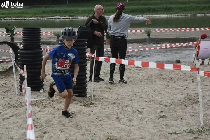 "30 kilometrów w nogach, ramionach i sercach"