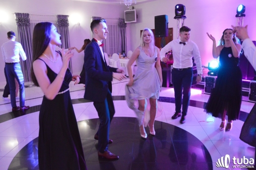 „Bal na sto par”. Studniówka Zespołu Szkół nr 1 w Wyszkowie (VIDEO)