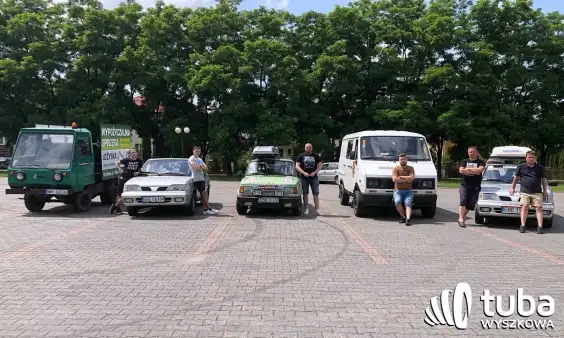 „STAY IN the CAR”. Wyszkowskie (i nie tylko) Złombole wyruszyły w trasę