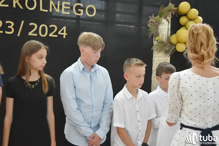 "Na skrzydłach świadectw". Gmina Wyszków oficjalnie zakończyła rok szkolny 2023/ 2024
