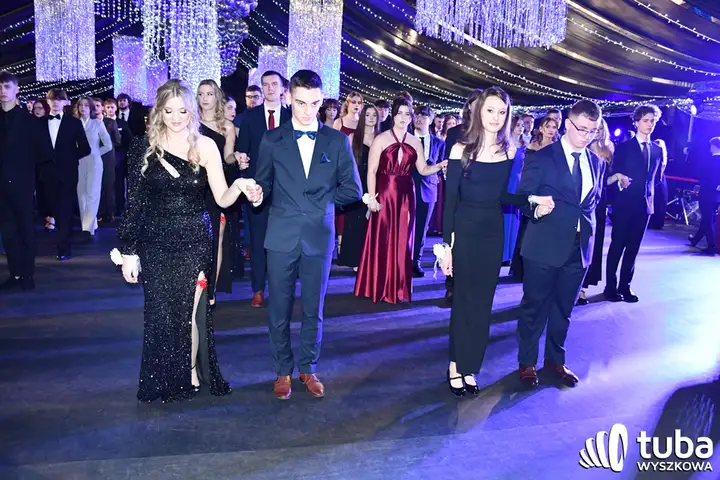 "Ten wieczór jest dla was". Studniówka 2025 I LO w Wyszkowie (VIDEO)