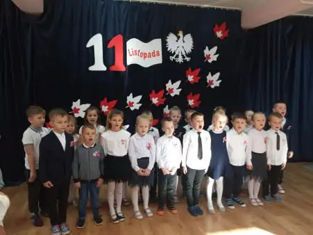 Akademia z okazji Święta Niepodległości w Przedszkolu nr 9