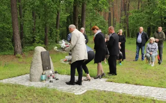 „Nie wolno nam zapomnieć…" Pamiętamy w Porębie Kocębach