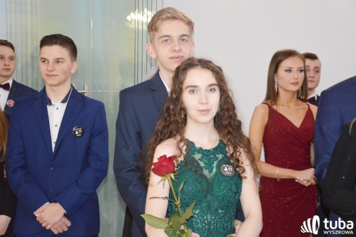 „Bal na sto par”. Studniówka Zespołu Szkół nr 1 w Wyszkowie (VIDEO)