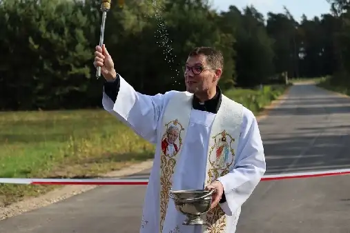 W Ojcowiźnie mają nową drogę i plac zabaw