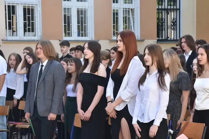 Szkoły powiatowe uroczyście zakończyły rok szkolny