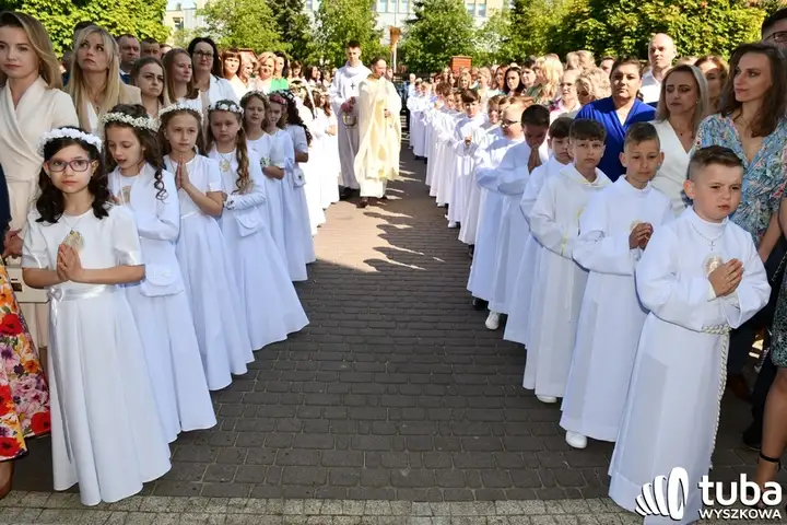 Połączeni z Jezusem. I komunia św. w parafii pw. św. Wojciecha