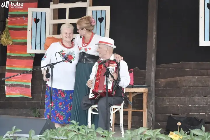 Folkowe zakończenie wakacji w Gaju