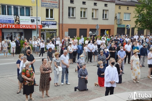 Niech Eucharystyczny Jezus będzie uwielbiony