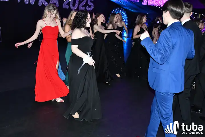 "Ten wieczór jest dla was". Studniówka 2025 I LO w Wyszkowie (VIDEO)