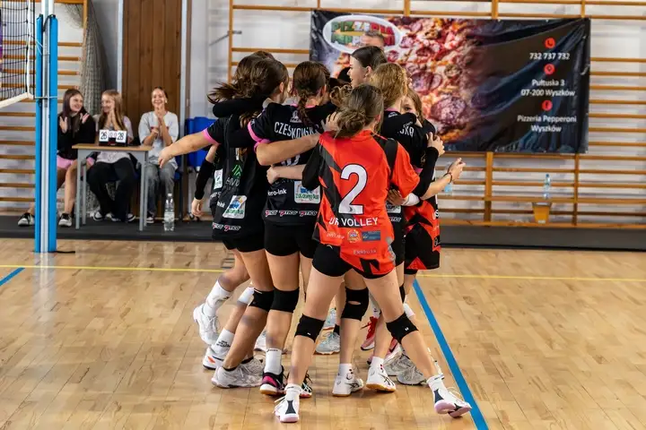 Triumf siatkówki! Za nami historyczny I Turniej Kadetek Volley Wyszków