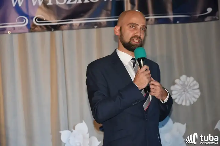 "Ta szkoła jest pięknym składnikiem naszego miasta". 20 lat Zespołu Szkół nr 3  