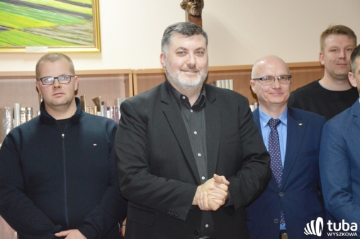 "Musimy codziennie wychodzić z czymś własnym i to robimy"
