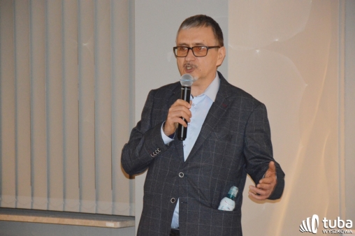 „Fotografia jest dla mnie momentem, w którym mogę wyjść z domu...”