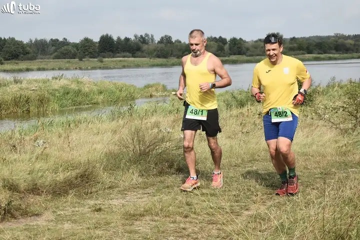 "30 kilometrów w nogach, ramionach i sercach"
