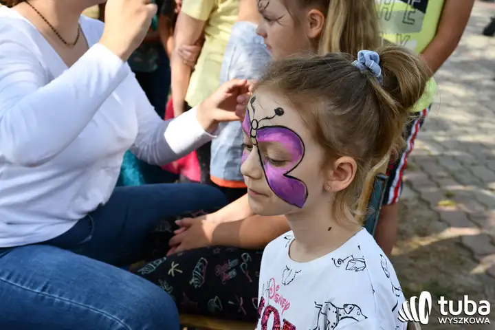 Po sąsiedzku i rodzinnie bawili się w Leszczydole-Nowinach (VIDEO)