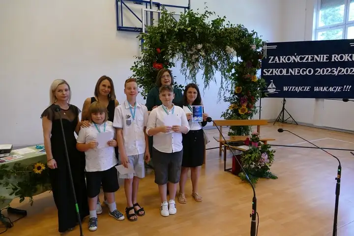 Szkoły powiatowe uroczyście zakończyły rok szkolny