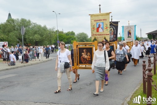Niech Eucharystyczny Jezus będzie uwielbiony