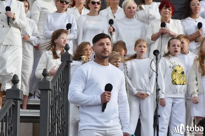 Przez muzykę i śpiew otwierają się na Boga