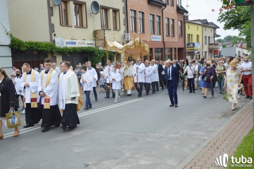 Niech Eucharystyczny Jezus będzie uwielbiony
