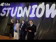 Baśniowy bal studniówkowy maturzystów Zespołu Szkół nr 3 w Wyszkowie (video)