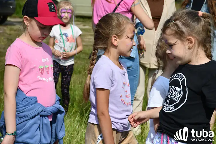 Po sąsiedzku i rodzinnie bawili się w Leszczydole-Nowinach (VIDEO)