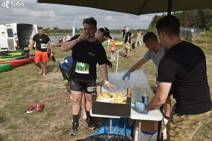 "30 kilometrów w nogach, ramionach i sercach"
