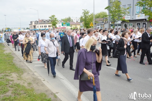 Niech Eucharystyczny Jezus będzie uwielbiony