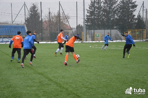 Rezerwy górą w derbowym sparingu