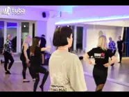 "Ma być słodko, ma być sexy". Warsztaty High Heels z Patrykiem Rożnieckim (video)