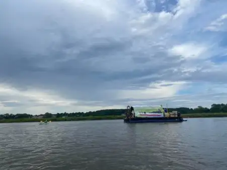 Flis JP2 wyruszył z wyszkowskiej plaży
