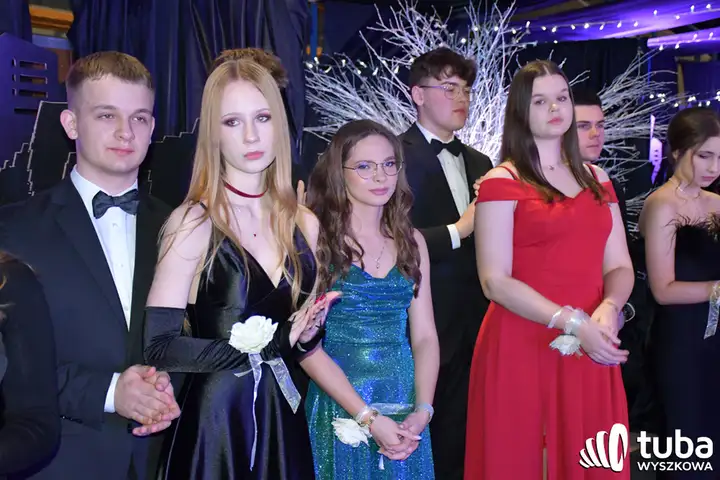 "Ten wieczór jest dla was". Studniówka 2025 I LO w Wyszkowie (VIDEO)