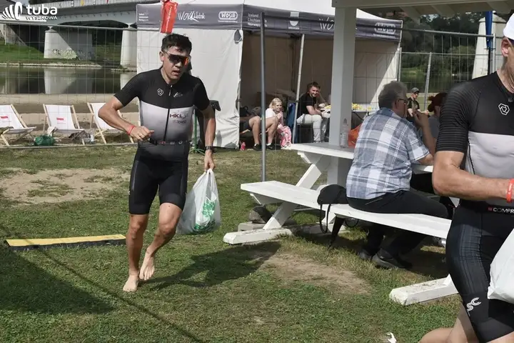 "30 kilometrów w nogach, ramionach i sercach"