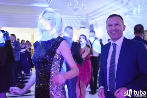 „Bal na sto par”. Studniówka Zespołu Szkół nr 1 w Wyszkowie (VIDEO)